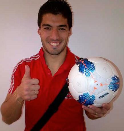 Luis Suárez en Twitter: "Todos apoyemos a mis compañeros contra Colombia"