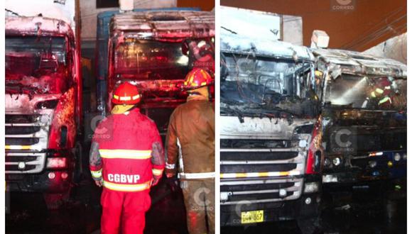 Camiones frigoríficos se incendian y alarma a vecinos de La Victoria (FOTOS Y VIDEO)