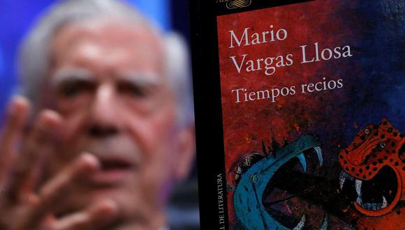 ​Mario Vargas Llosa presentó su libro en Madrid “Tiempos recios”