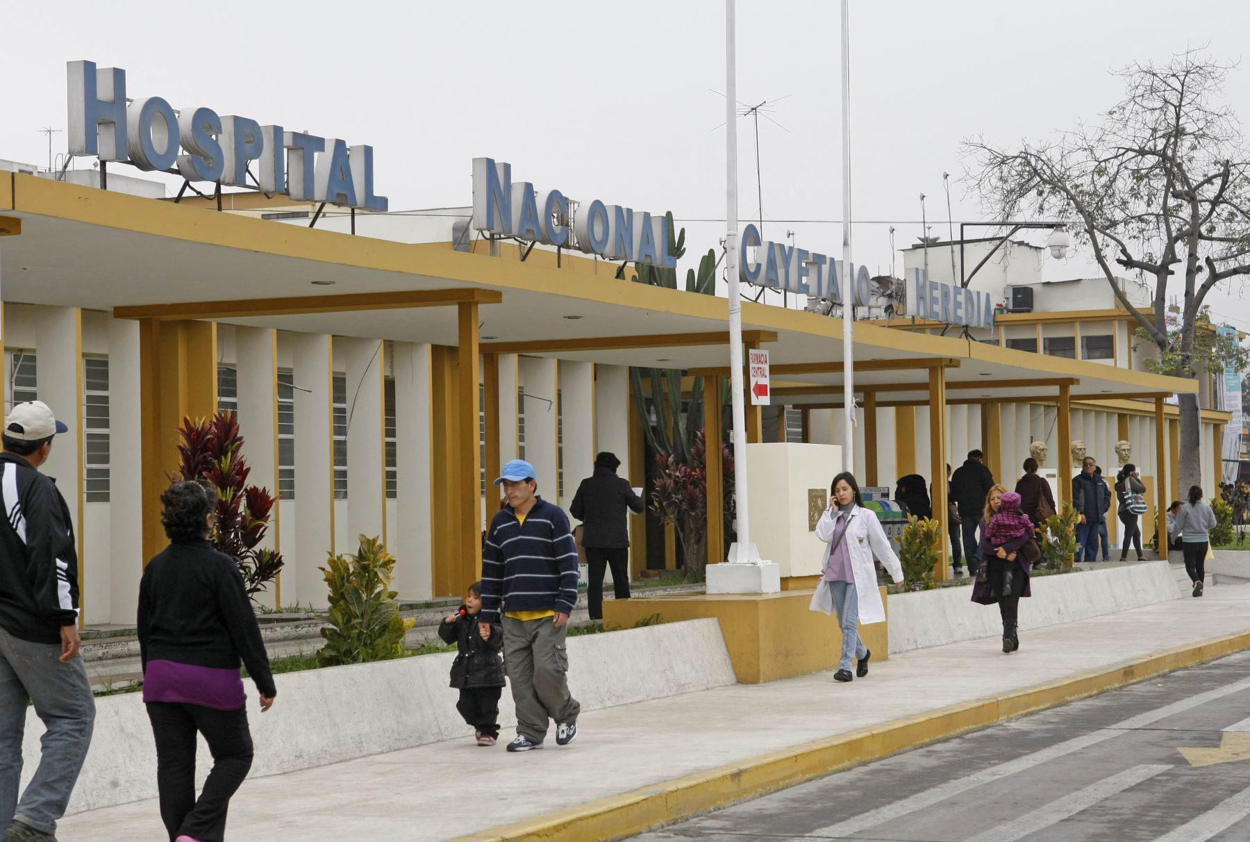 En los hospitales Cayetano Heredia y Dos de Mayo se requiere implementar áreas de expansión internas y externas. (Foto: Difusión)