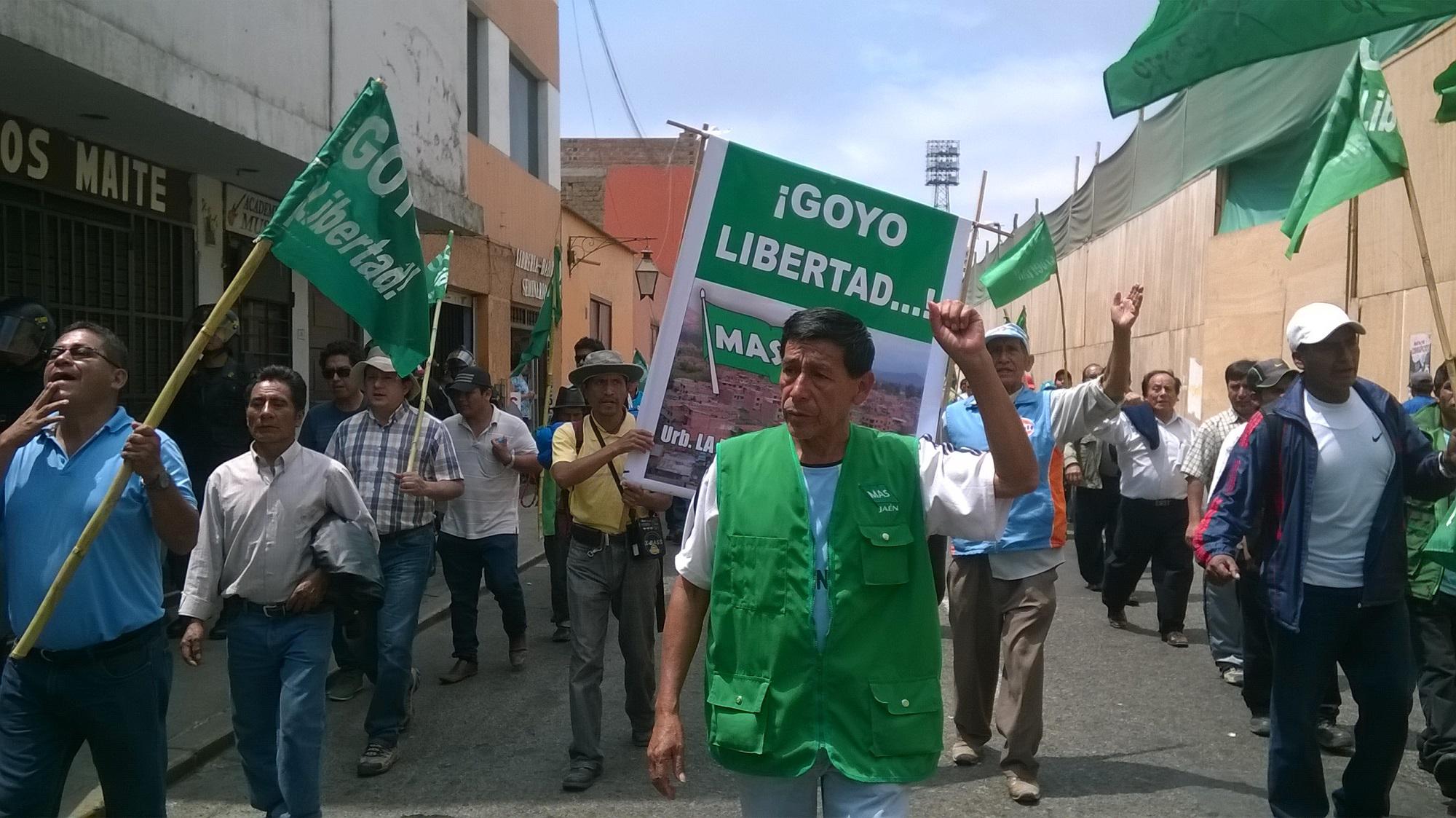 Realizan movilización por liberación de Gregorio Santos (VIDEO)