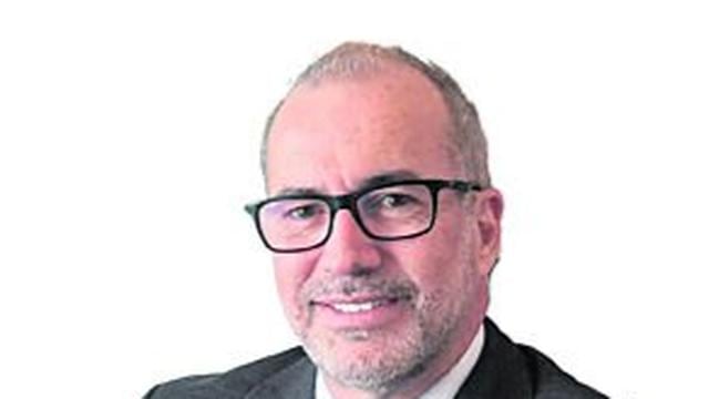 DE “NIÑOS” Y “MOCHASUELDOS”, columna de Iván Slocovich Pardo