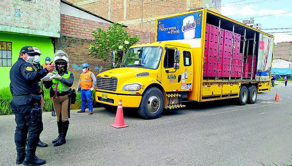 ​Huancayo: Intervienen camión con 300 cajas de cerveza que eran repartidas a comercios