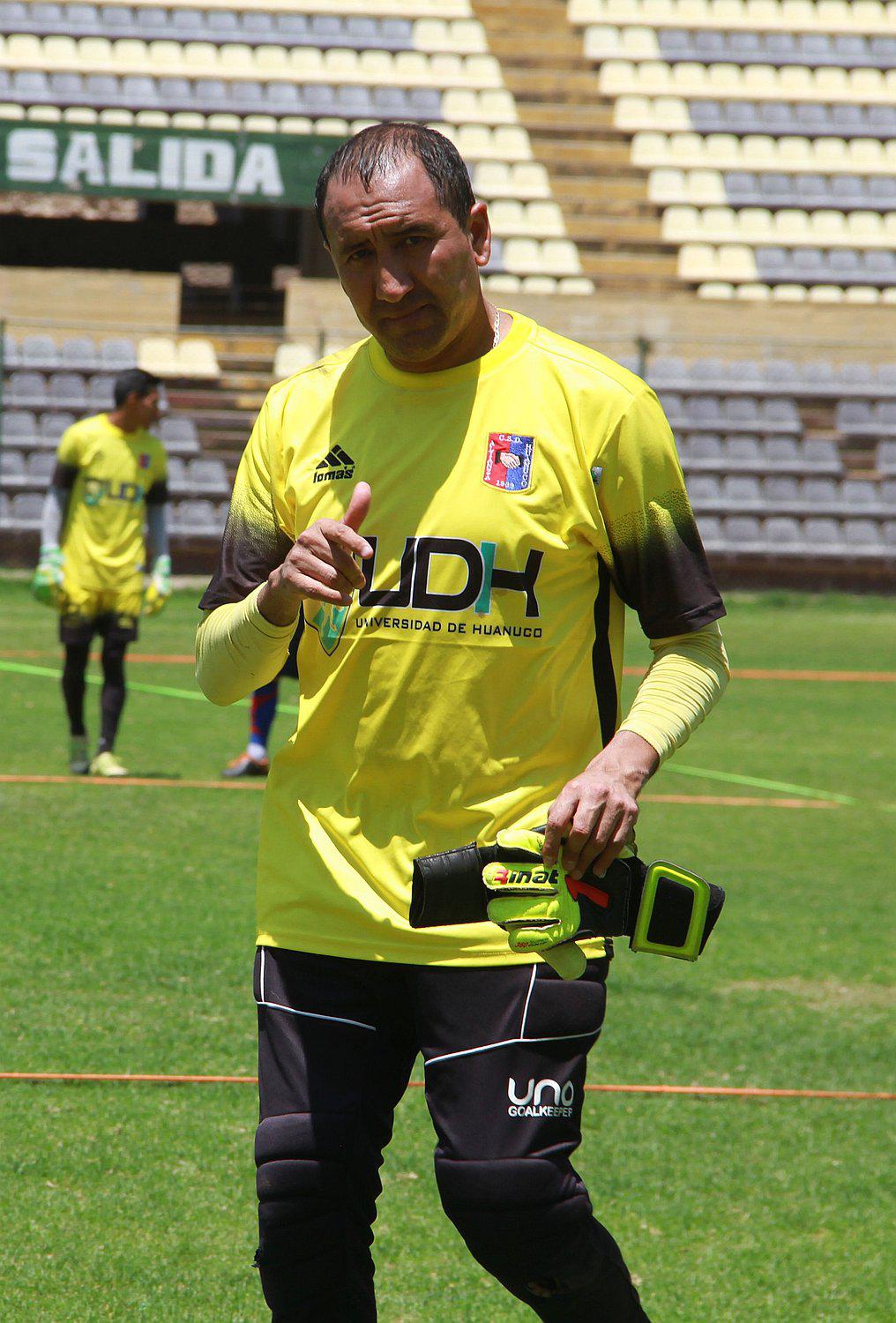 Carlos ​Laura el arquero más experimentado de la Copa Perú