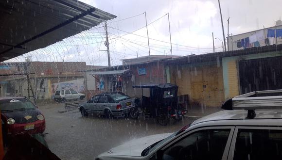 Calles y avenidas en Piura y Veintiséis de Octubre quedan totalmente inundadas