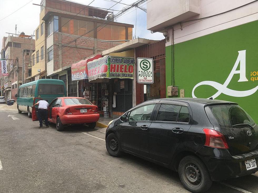Zona rígida en la calle Uruguay es letra muerta (Fotos)