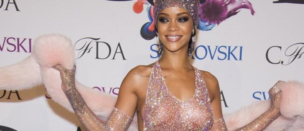 Rihanna recibe los 'Oscar de la Moda' (FOTOS)