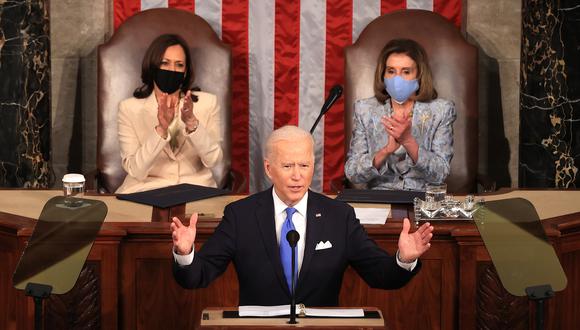 El presidente de Estados Unidos, Joe Biden, se dirige a una sesión conjunta del Congreso en la víspera de cumplir cien días en la Casa Blanca. (Foto: EFE / EPA / Chip Somodevilla)