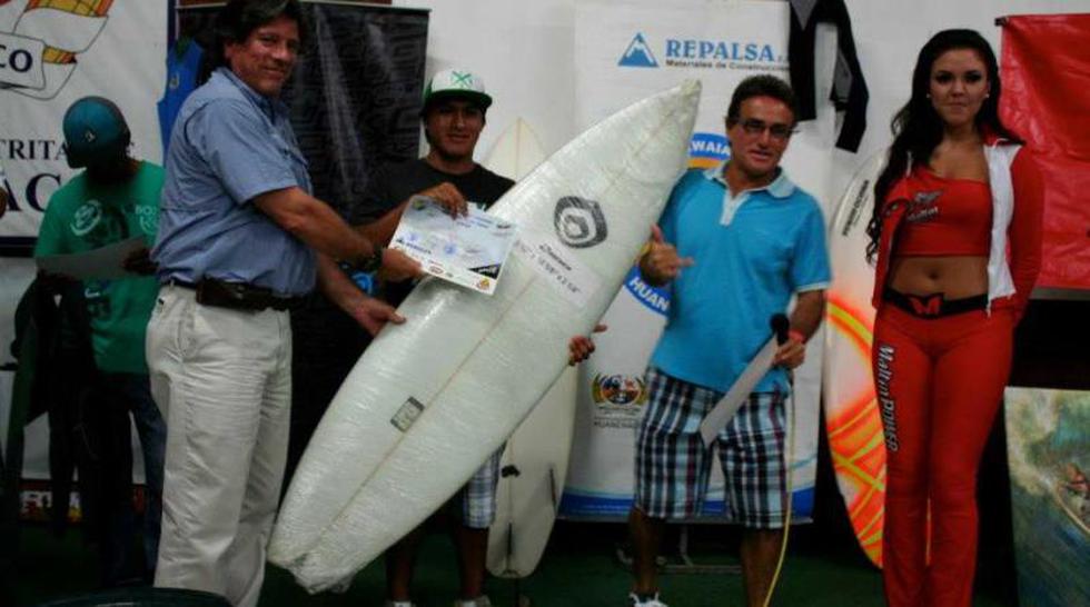 Premiaron a campeones de tabla de Trujillo