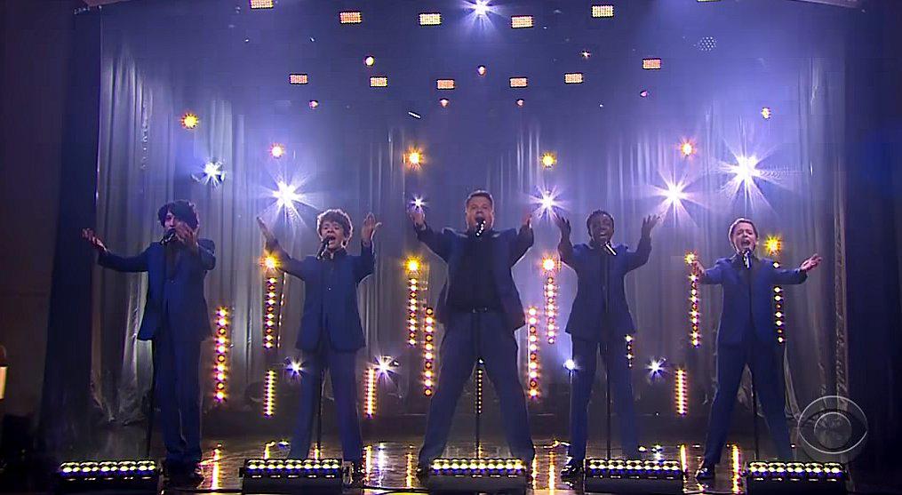 Los niños de "Stranger Things" sorprenden cantando con James Corden (VIDEO)