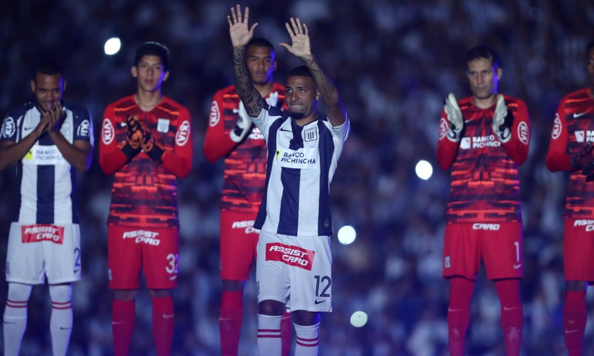 Alexi Gómez podría complicar su situación en Alianza Lima.