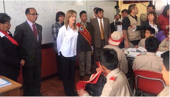 Cusco: Ministra de Educación supervisó reinicio de clases, pero no dialogó con maestros (VIDEO)