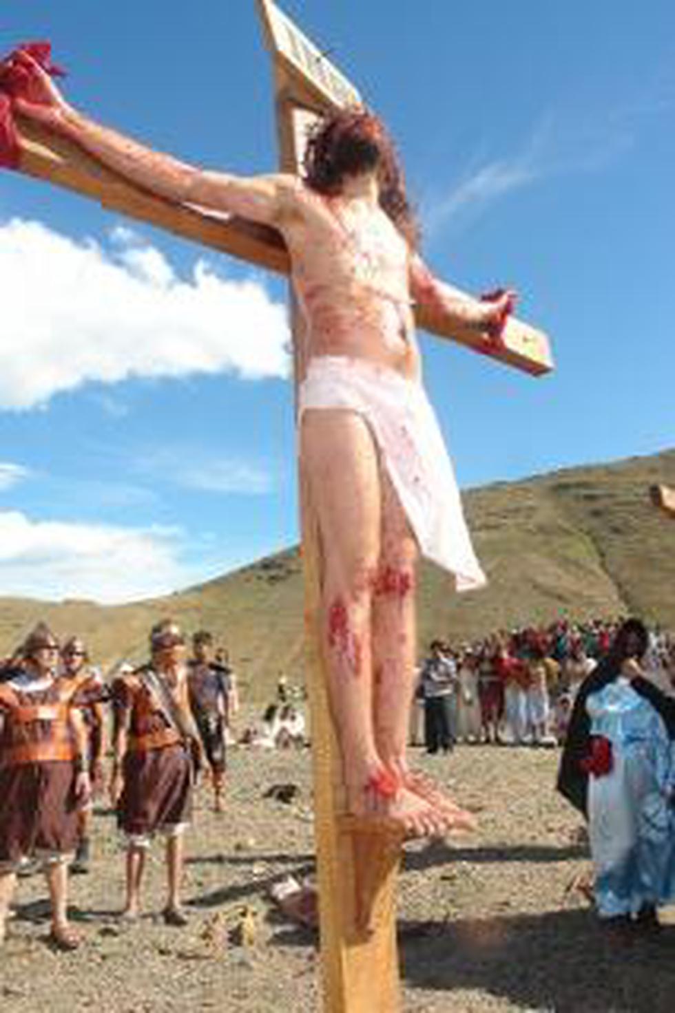 Tres mil asistentes en Via Crucis de Huánuco