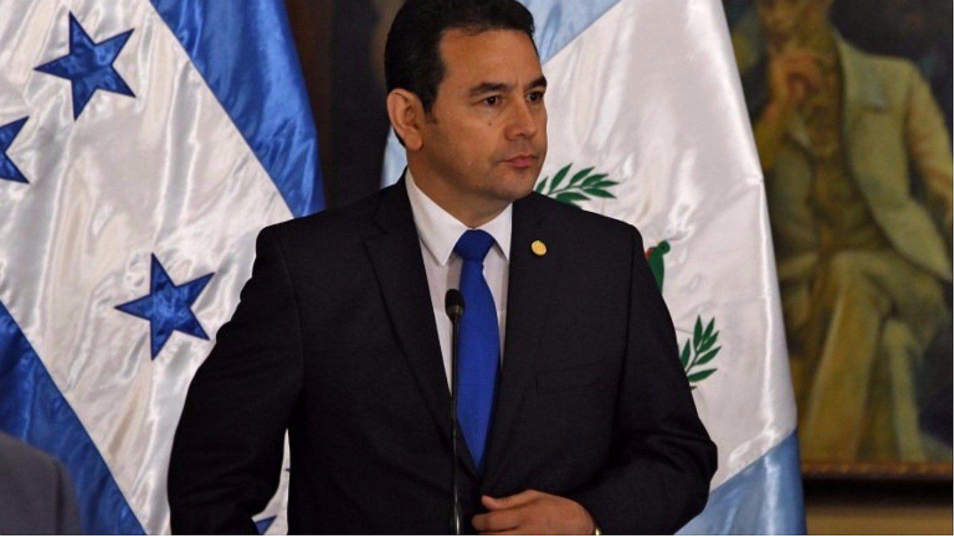 Presidente de Honduras llegó a Lima para crucial diálogo con Pedro Pablo Kuczynski