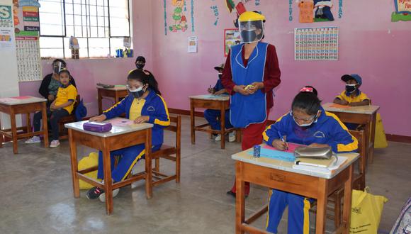 Retornaron a clases presenciales alumnos de 50 centros educativos en Tacna