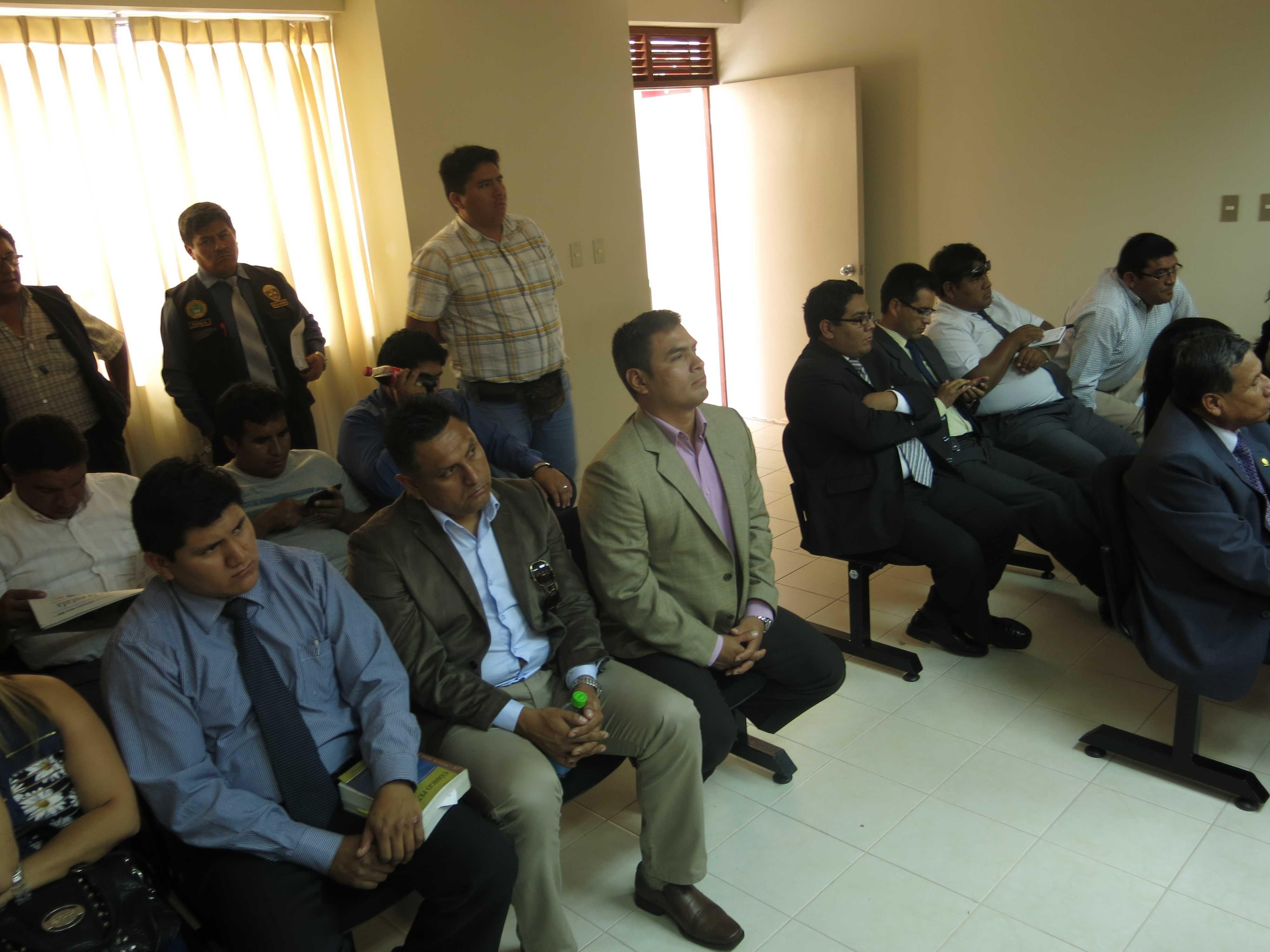 Moquegua: Encarcelan a mayores PNP y oficial de la Marina de Guerra