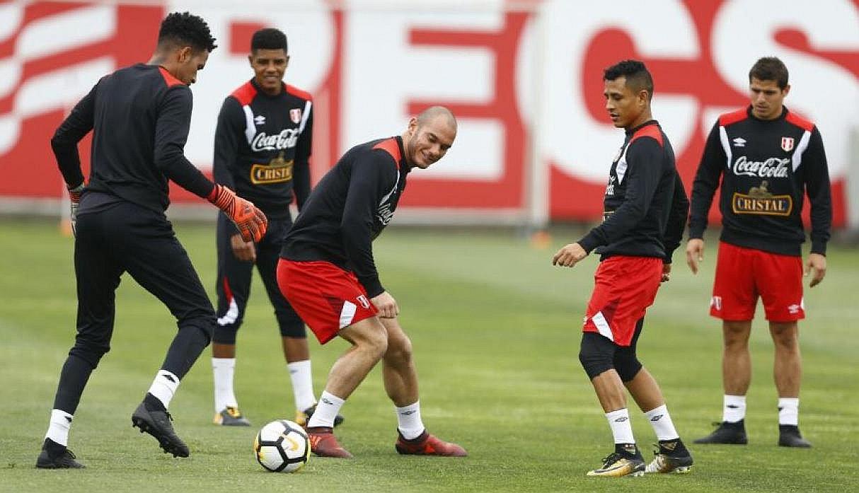 Perú comenzó su segundo día de entrenamiento de cara al repechaje contra Nueva Zelanda 