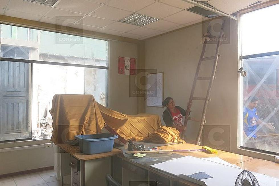 Limpian la municipalidad de Ciudad Nueva