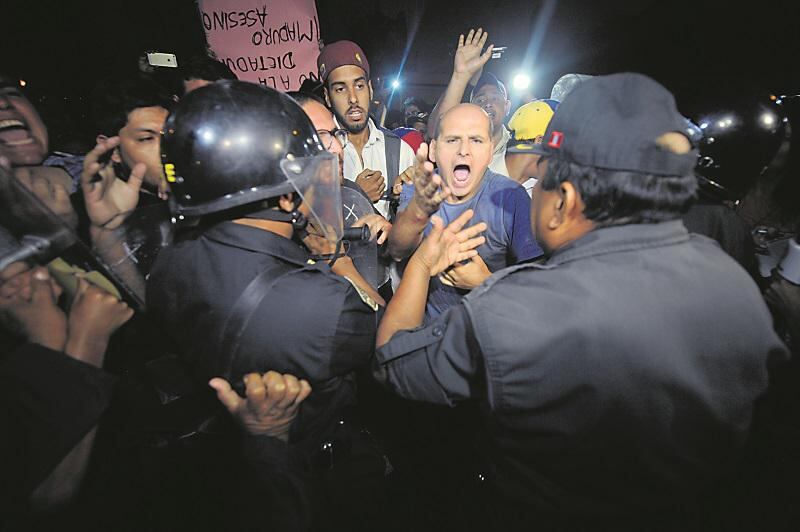 Carmen Omonte emplaza al Congreso por Venezuela