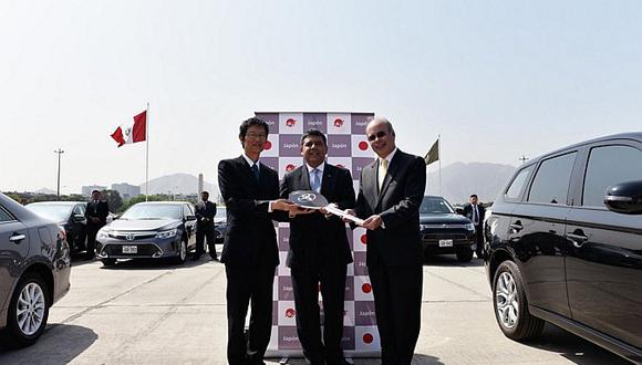 ​Japón entregó 61 autos ecológicos a Perú 