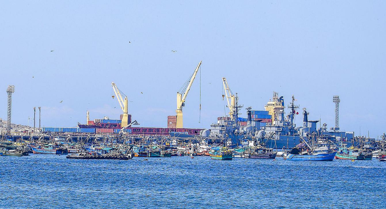 Bolivia recibirá carga de 13 mil toneladas por el puerto de Ilo