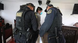 Huancayo: Incautan droga en auto y detienen a chofer y tres policías