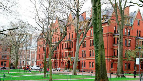 Estados Unidos pide llevar a juicio a la Universidad de Harvard por discriminación 