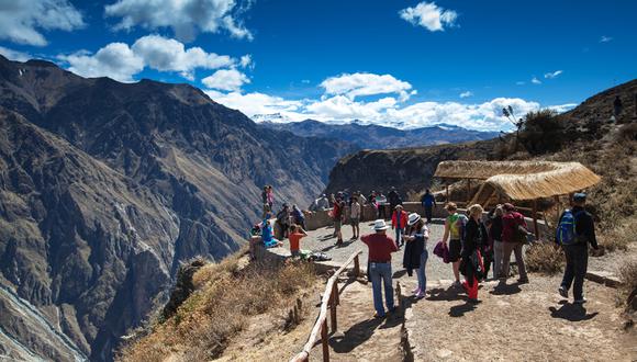 El Cañón del Colca es uno de los principales destinos turísticos del Perú. Foto: shutterstock