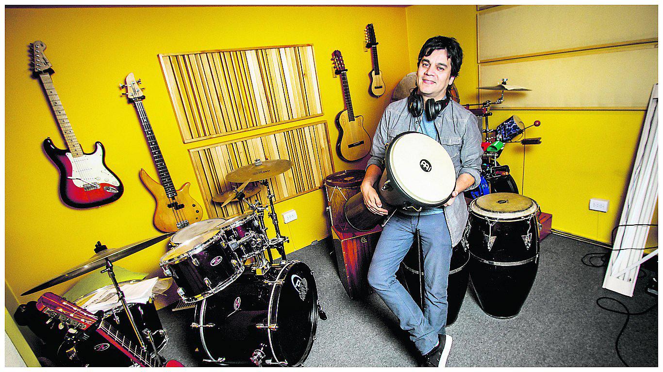 Lucho Quequezana: “La música andina es como mi abecedario”