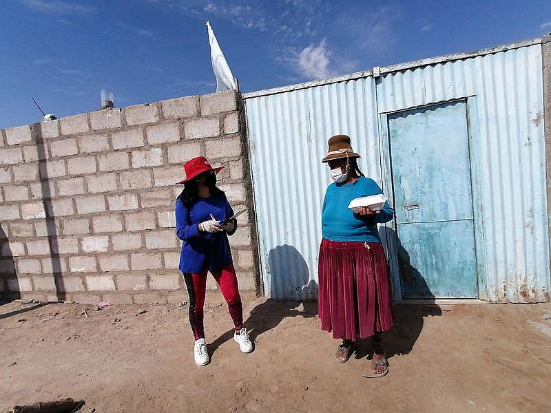 Gobierno Regional de Tacna entrega alimentos a familias pobres