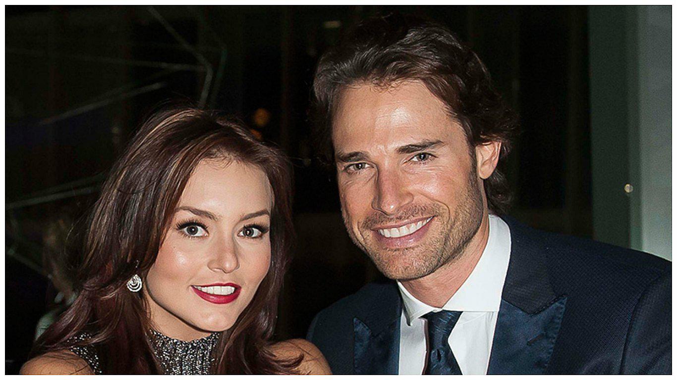 Sebastián Rulli y Angelique Boyer sorprenden a todos con poca ropa en Instagram (FOTOS)