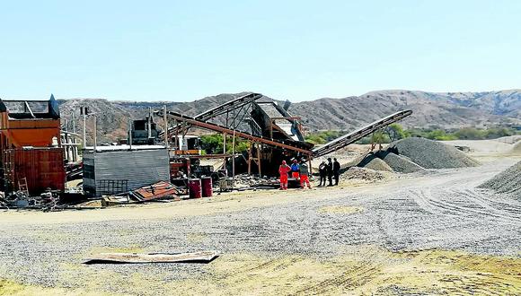 Fiscalía de Medio Ambiente interviene a mineros ilegales   en la quebrada de Pariñas
