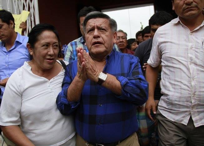 César Acuña: Universidad española investiga plagio de tesis doctoral