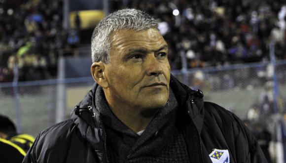 Atención Aurich: Renunció técnico de San José antes de partido con River