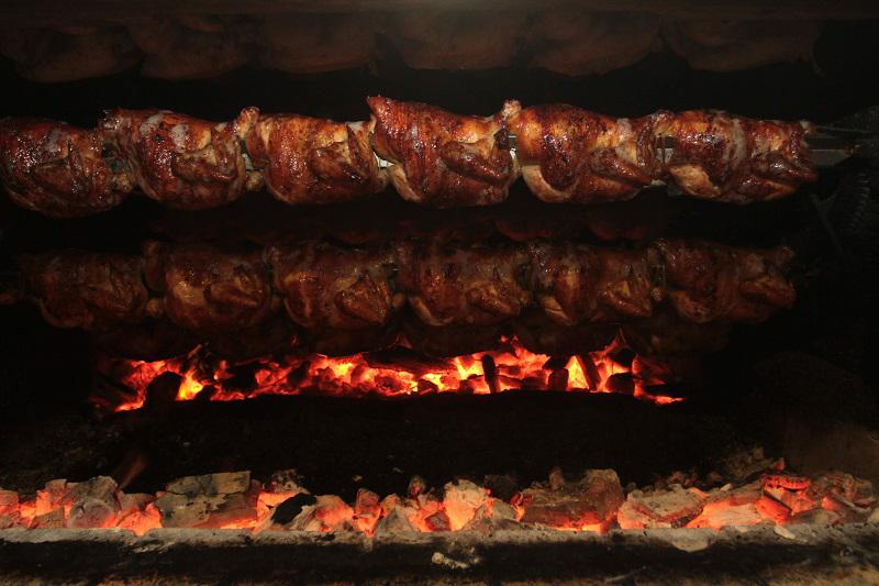 Día del pollo a la brasa: Estos son los restaurantes más concurridos