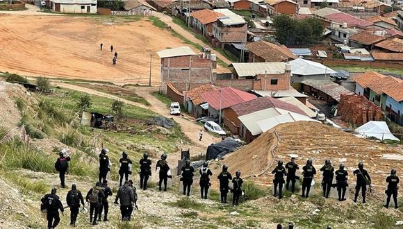 Se supo ue habían llegado hace 20 días de la selva del país para trabajar en las minas en la provincia de Otuzco, pero la noche del sábado los mataron en la vivienda que alquilaban para vivir.