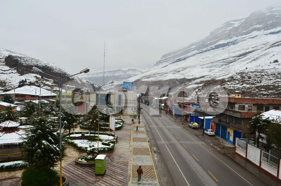 La Oroya amanece con nieve y con 2 grados bajo cero (FOTOS)
