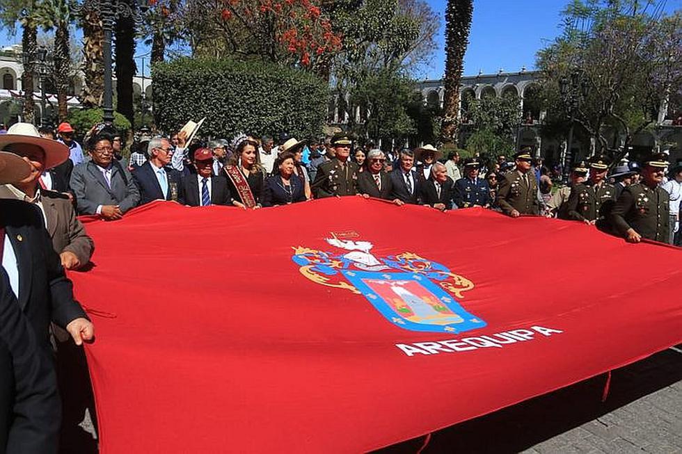 ​Piden protección de Arequipa a la virgen de la Asunción (FOTOS)