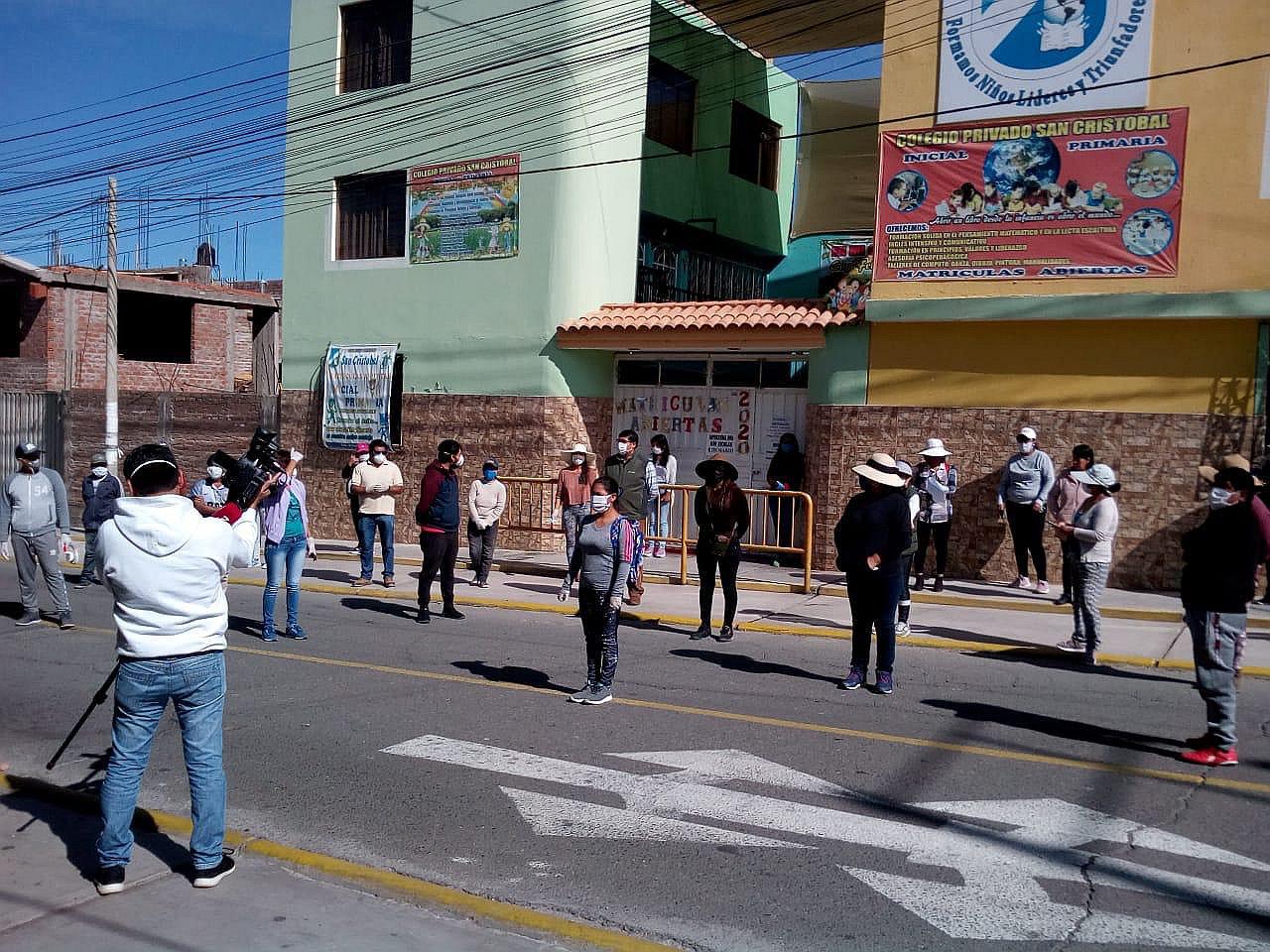 El clamor de los padres: reducción de las pensiones en 50%
