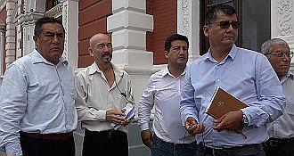 Gremio de taxistas solicita la libre desafiliación de las empresas de taxi (VIDEO)