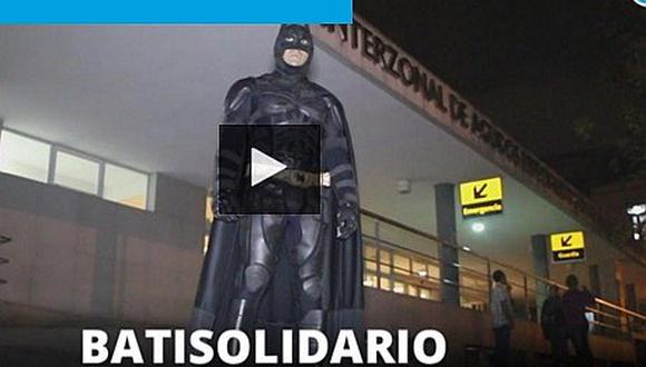Batman argentino visita hospitales (VIDEO)
