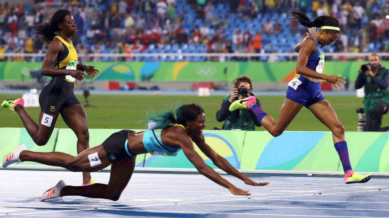 Bahameña Miller se tiró de cara y le robó el oro a la favorita Allyson Felix (VIDEO)