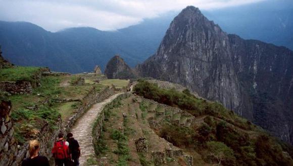 Instalan puente tipo oroya para ayudar a turistas en Machu Picchu