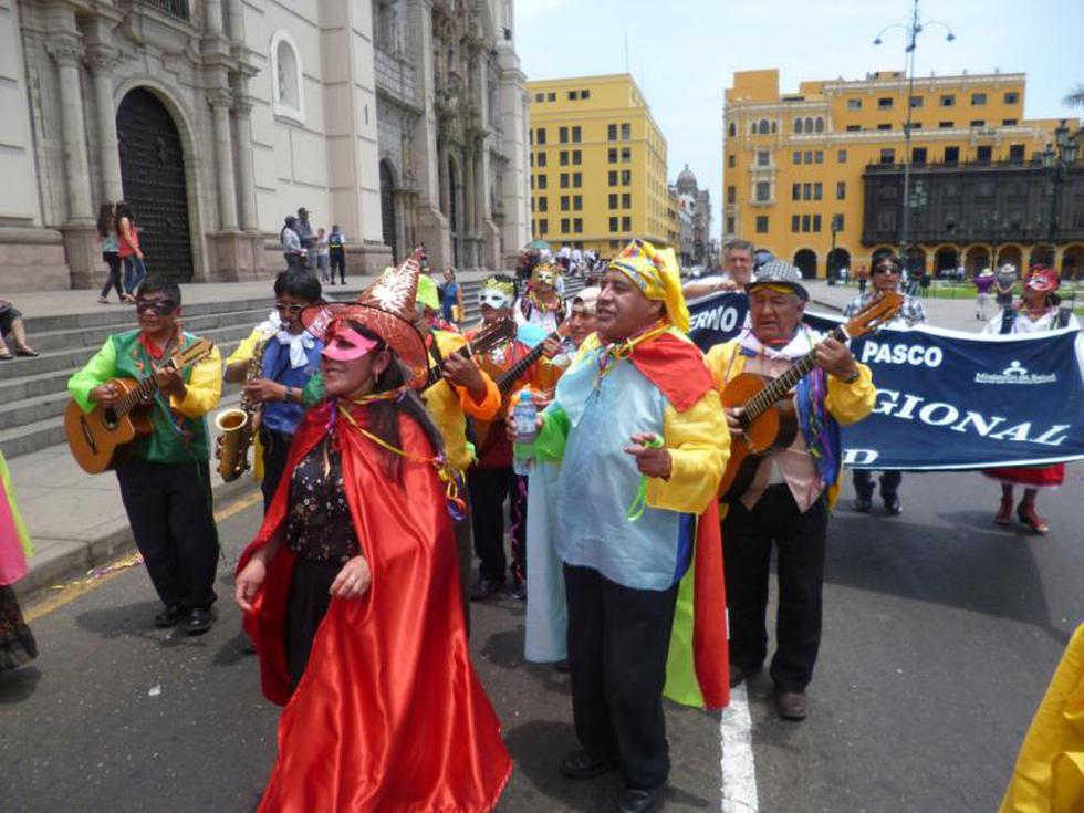 Lanzan Carnaval Cerreño en Plaza Mayor de Lima