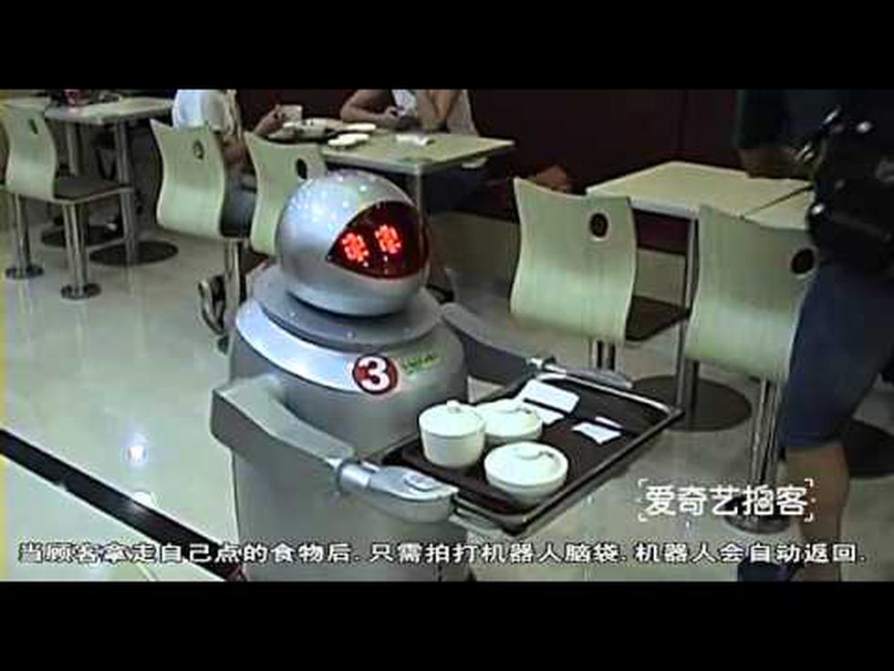 China: Conoce el restaurante en donde los androides cocinan y los robots sirven la mesa