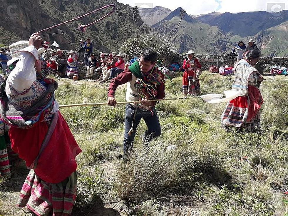 La osadía de los varones en el juego del carnaval (FOTOS y VIDEO)