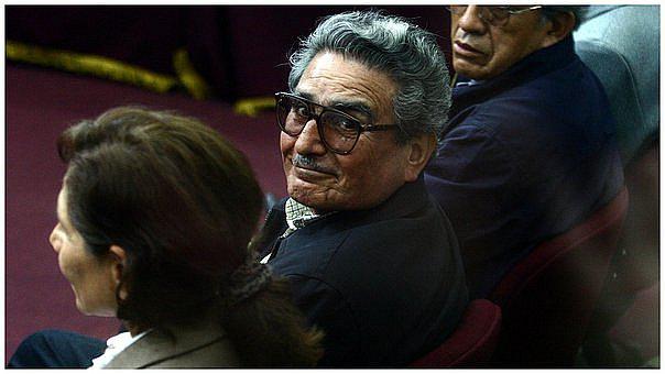 Abimael Guzmán: Elena Iparraguire reclama atención médica para terrorista