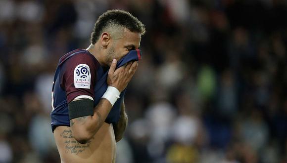Barcelona reclama a Neymar 8,5 millones de euros por incumplimiento de contrato