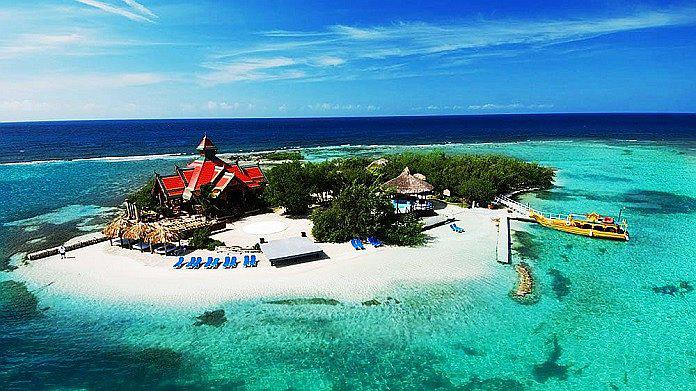 ​Niño roba tarjeta de crédito de sus padres y viaja solo a la isla de Bali