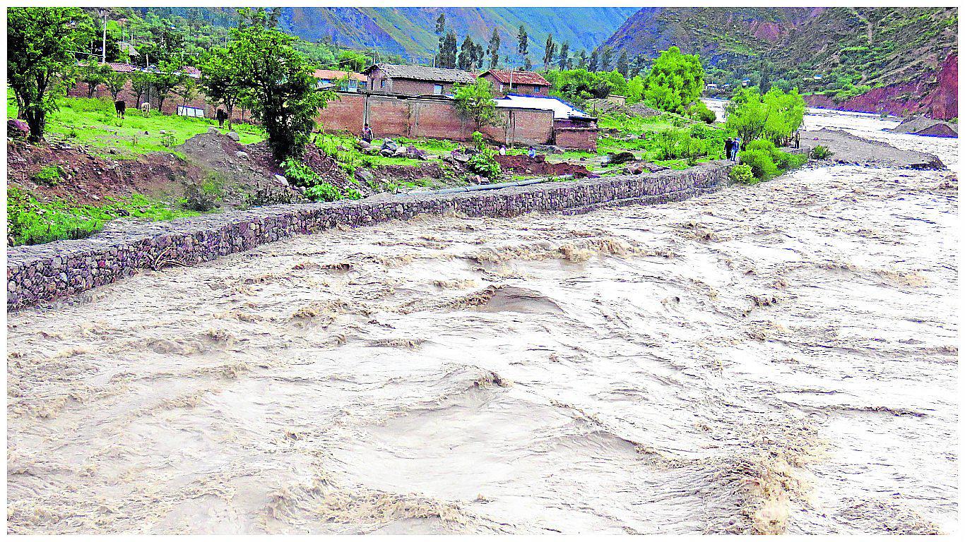 ​San Antonio de Antaparco en riesgo de desaparecer por crecida del río Cachi 